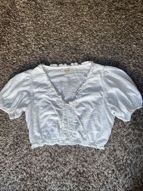 Billabong x Wrangler Boho White Crop Top Eyelet Details - Women’s Medium